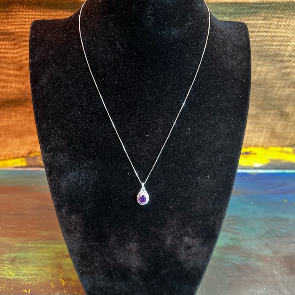 Genuine amethyst pendant necklace in sterling silver